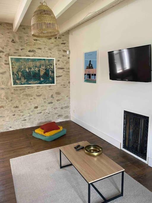 Belfortes Plein Coeur De Brassac Holiday home